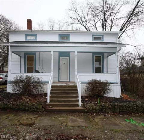 327 Milan St N, Canal Fulton, OH 44614