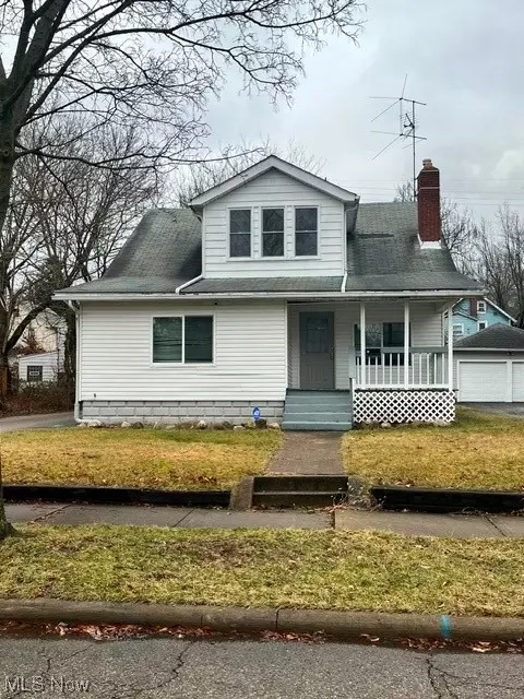 551 Noah Ave, Akron, OH 44320