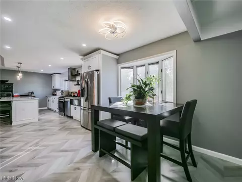 Kitchen - 4018 Steven Dr, Seven Hills, OH 44131 photo 5 of 5