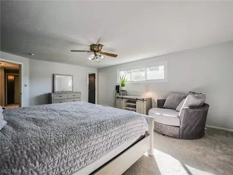 Bedroom - 4018 Steven Dr, Seven Hills, OH 44131 photo 2 of 6