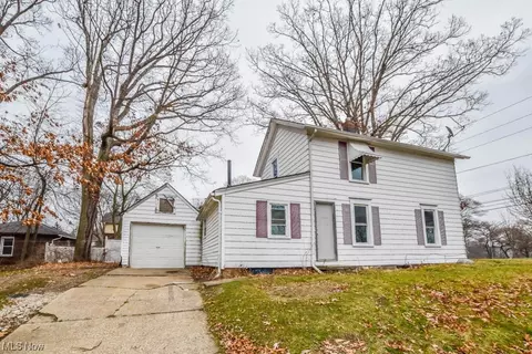 864 Diagonal Rd, Akron, OH 44320 photo 18