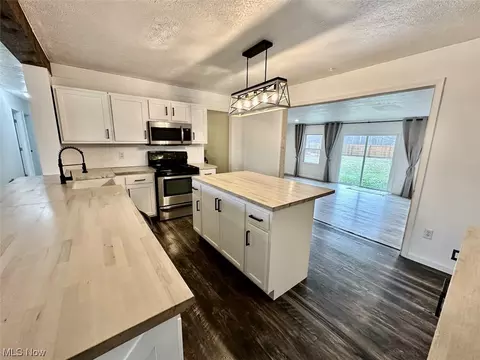 1999 Sheffield Rd, Ashtabula, OH 44004 photo 6