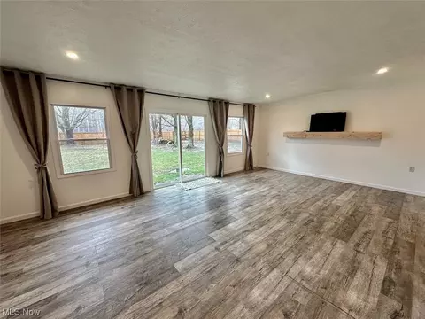 1999 Sheffield Rd, Ashtabula, OH 44004 photo 11
