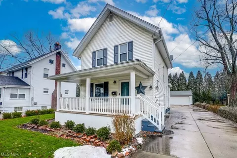 2548 6th St, Cuyahoga Falls, OH 44221