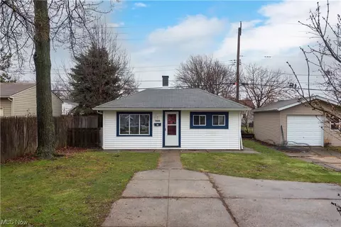 4505 W 146th St, Cleveland, OH 44135