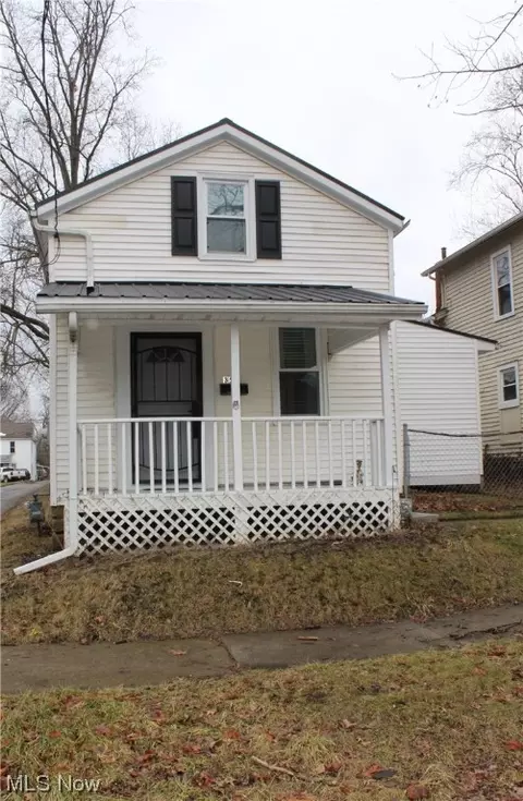 355 W North St, Wooster, OH 44691
