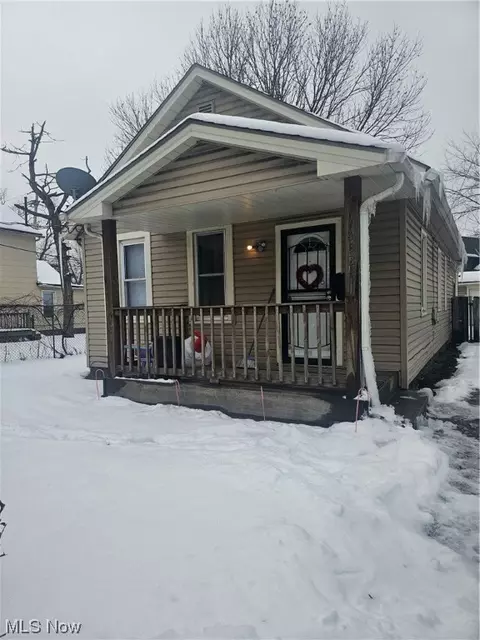 4324 Turney Rd, Cleveland, OH 44105