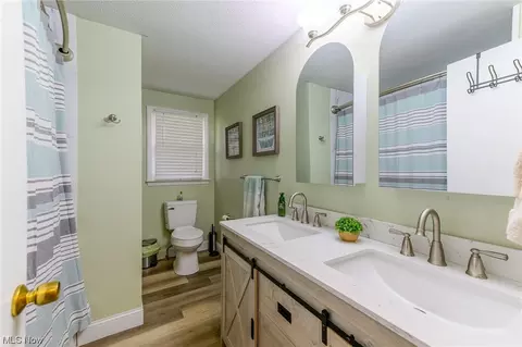 4923 Quincy St NW, Canton, OH 44708 photo 12