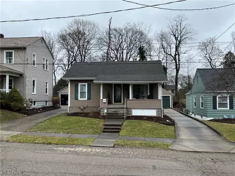 2514 Oakwood, Zanesville, OH 43701