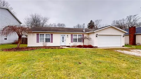 1552 Easton, Madison, OH 44057