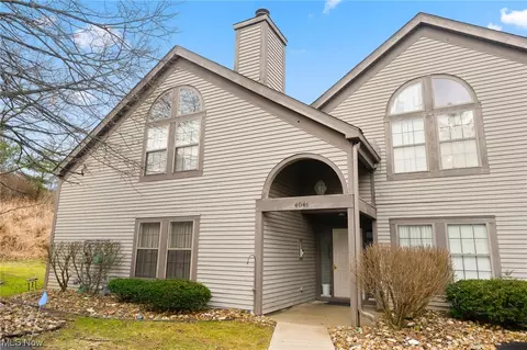 4046 Saint Andrews Ct #2, Canfield, OH 44406