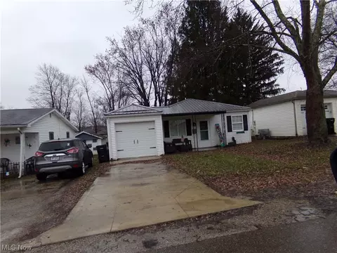 838 Wabash, Zanesville, OH 43701