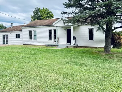 2505 Belmont Rd, Parkersburg, WV 26101