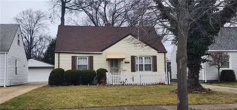 25251 Richards Ave, Euclid, OH 44132