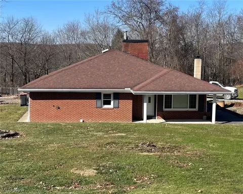 19549 Mckee, Wellsville, OH 43968