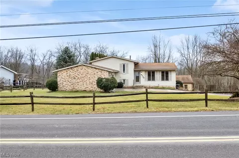 8326 Fulton Dr NW, Massillon, OH 44646
