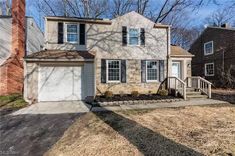3589 Meadowbrook, University Heights, OH 44118