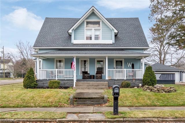 128 2nd SE, Beach City, OH 44608