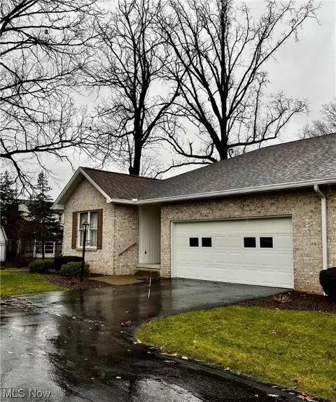 183 Mathews Rd #A, Boardman, OH 44512 photo 4