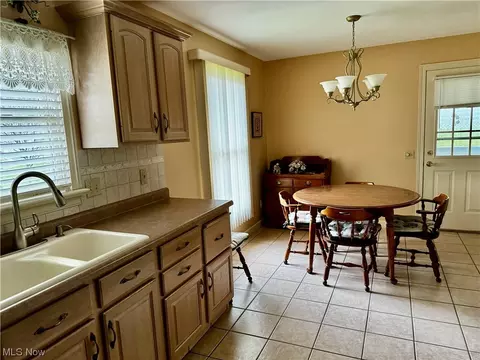 183 Mathews Rd #A, Boardman, OH 44512 photo 8