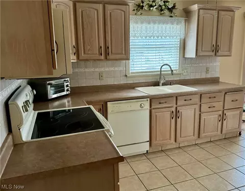 183 Mathews Rd #A, Boardman, OH 44512 photo 7