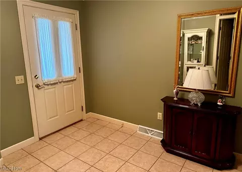 183 Mathews Rd #A, Boardman, OH 44512 photo 5