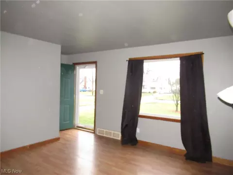 275 Afton Ave, Boardman, OH 44512 photo 4
