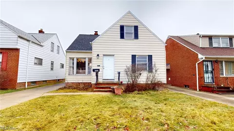 4089 Stonehaven Rd, South Euclid, OH 44121