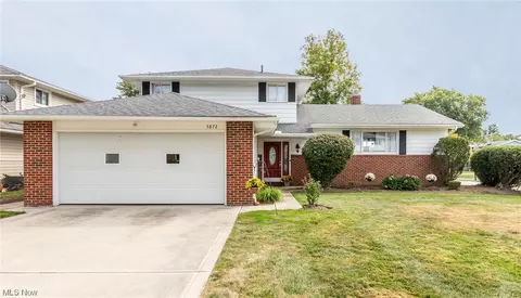 5872 Ashcroft Dr, Mayfield Heights, OH 44124