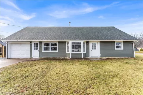 501 Irving Park Blvd, Sheffield Lake, OH 44054