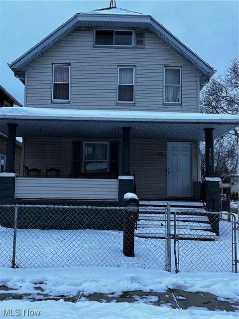3800 Carlyle Ave, Cleveland, OH 44109