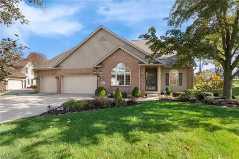 1820 Cyprus Dr SE, Massillon, OH 44646