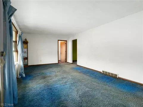 446 Lorain, Elyria, OH 44035 photo 7
