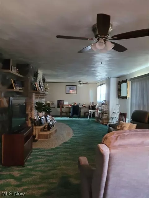 42285 Wilbur St, Elyria, OH 44035 photo 4
