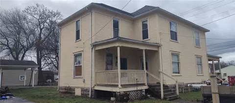 523 Pine, Coshocton, OH 43812