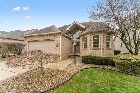 4650 Championship Ct #24, Canfield, OH 44406