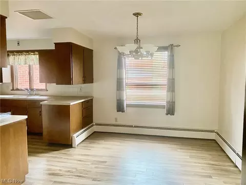 2305 Lakeside Ave NW, Canton, OH 44708 photo 5