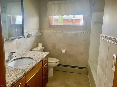 2305 Lakeside Ave NW, Canton, OH 44708 photo 9