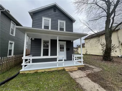 1230 Woodlawn, Zanesville, OH 43701