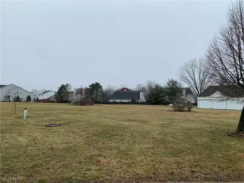 V/l Chandlers Lane, Olmsted Falls, OH 44138