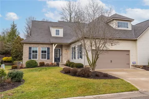 6385 Doral Dr NW, Canton, OH 44718