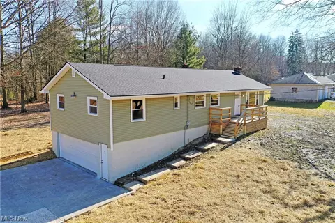 783 Center World S, Leavittsburg, OH 44430