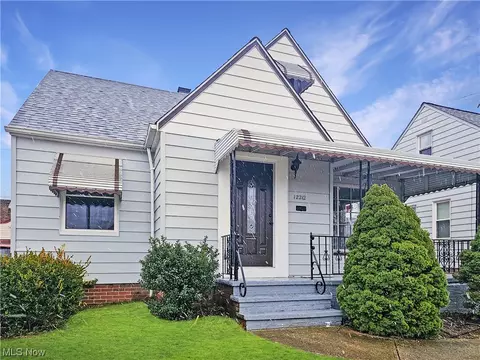 12212 Tonsing Dr, Garfield Heights, OH 44125