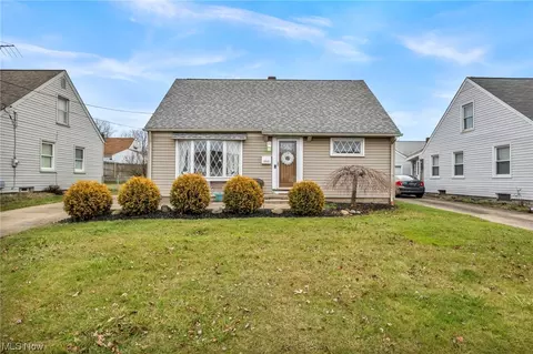 1242 Rockwood SW, Canton, OH 44710