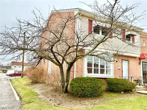 5863 Bear Crk, Bedford Heights, OH 44146