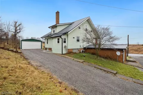 2261 Union Ave NE, Minerva, OH 44657