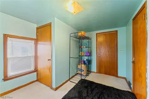 Bedroom - 224 Creed St, Struthers, OH 44471 photo 6 of 6
