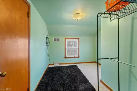 Bedroom - 224 Creed St, Struthers, OH 44471 photo 5 of 6