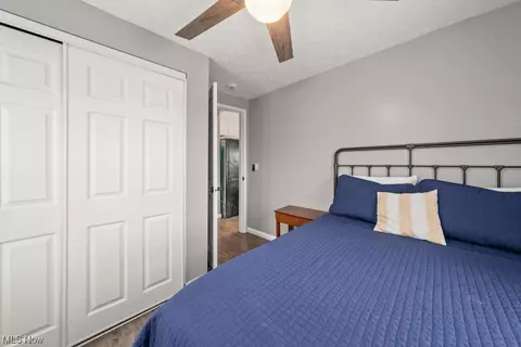 Bedroom - 4454 Lake Rd E, Geneva, OH 44041 photo 6 of 6