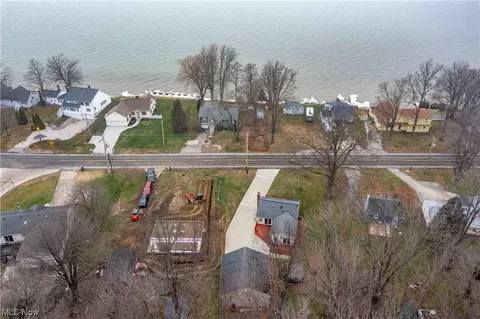 View/Area - 4454 Lake Rd E, Geneva, OH 44041 photo 2 of 5